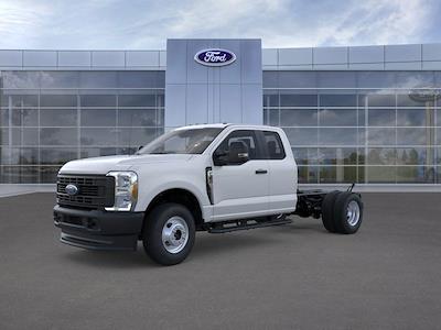 2025 Ford F-350 Super Cab DRW 4WD Cab Chassis for sale #22532 - photo 1