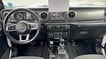 2020 Jeep Gladiator Crew Cab 4x4 Pickup for sale #43901UU - photo 18