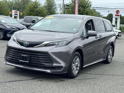 2024 Toyota Sienna FWD Minivan for sale #44150U - photo 1
