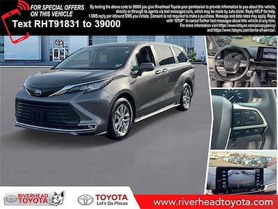 Used 2023 Toyota Sienna XLE Minivan for sale #45069U - photo 1