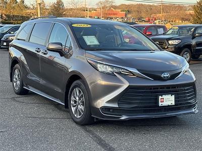 2023 Toyota Sienna AWD Minivan for sale #45116U - photo 1