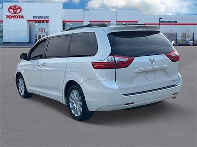 Used 2017 Toyota Sienna XLE Premium Minivan for sale #45192U - photo 2