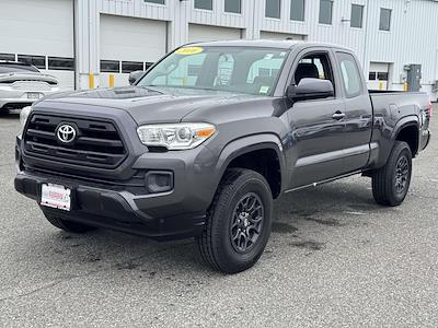 Used 2016 Toyota Tacoma - photo 1