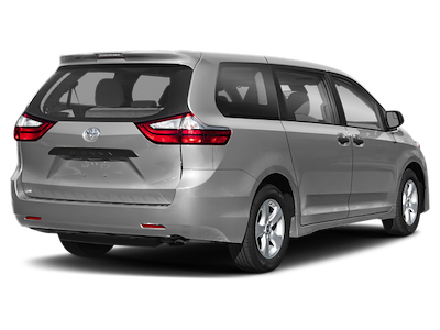 Used 2018 Toyota Sienna - photo 1