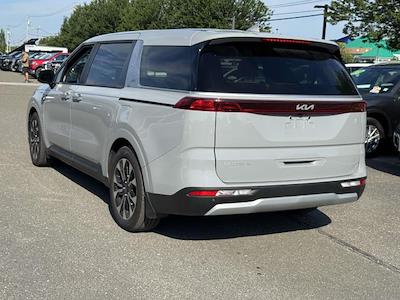 2024 Kia Carnival FWD Minivan for sale #U23054 - photo 2