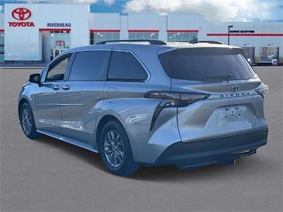 Used 2023 Toyota Sienna XLE Minivan for sale #U33192 - photo 2
