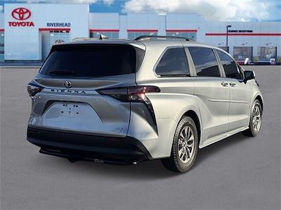 2023 Toyota Sienna FWD Minivan for sale #U33192 - photo 2