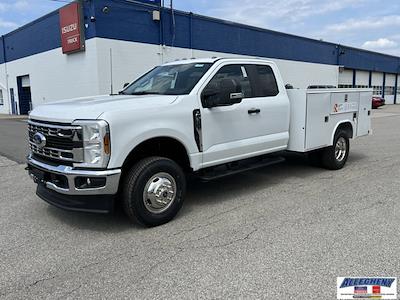 New 2025 Ford F-350 Super Cab 4x4 Reading SLU108-DW 9' Service Truck for sale #15224 - photo 1