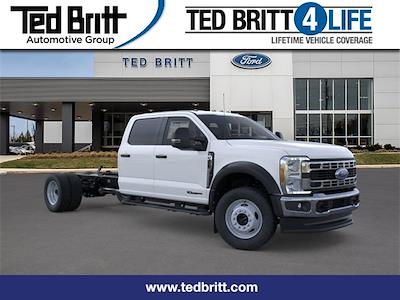 2025 Ford F-450 Crew Cab DRW 4x4 Cab Chassis for sale #51086 - photo 1