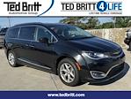 2017 Chrysler Pacifica FWD Minivan for sale #PR1160A - photo 1