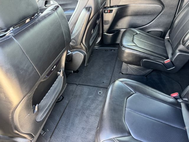 Used 2025 Chrysler Pacifica - photo 19