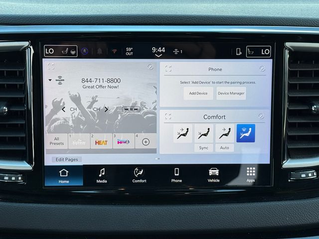 Used 2025 Chrysler Pacifica - photo 7