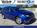 Used 2019 Chrysler Pacifica Touring Plus Minivan thumbnail 1