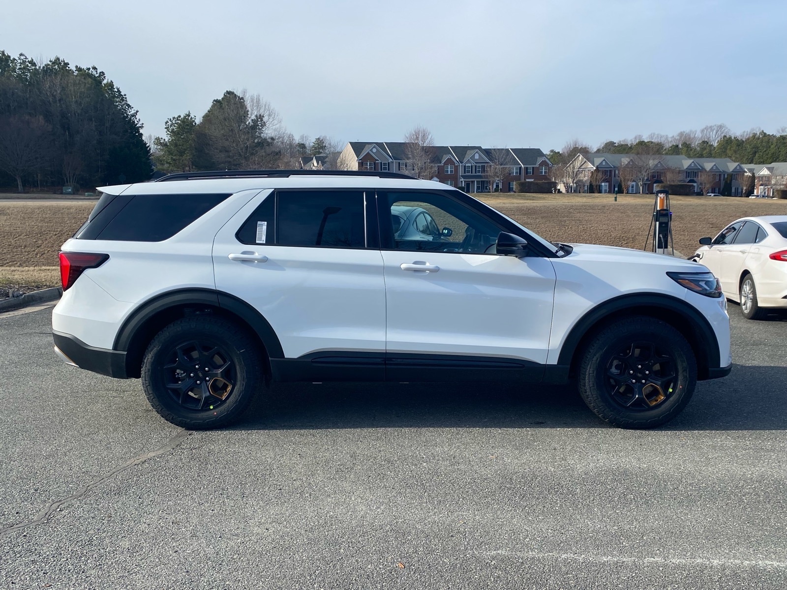 New 2026 Ford Explorer - photo 6