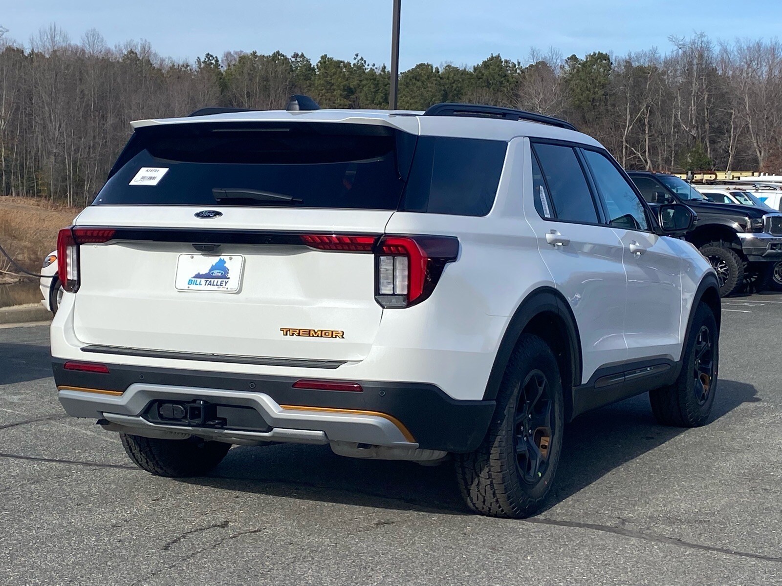 New 2026 Ford Explorer - photo 2