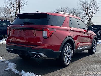 Used 2025 Ford Explorer - photo 1