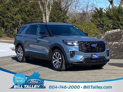 Used 2025 Ford Explorer - photo 1