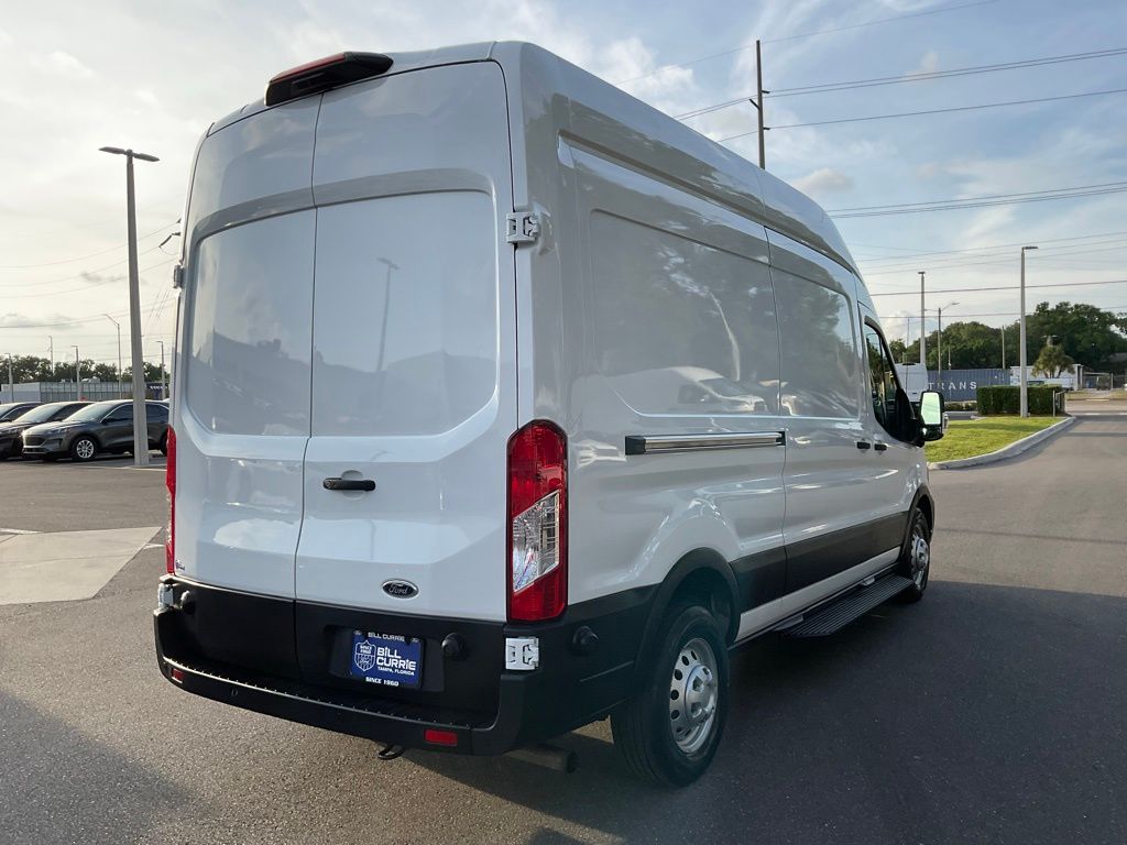 Used 2023 Ford Transit 350 - photo 7