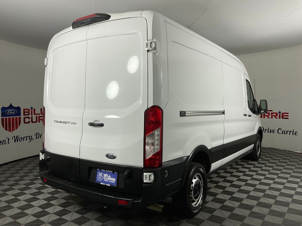 Used 2024 Ford Transit 250 - photo 5