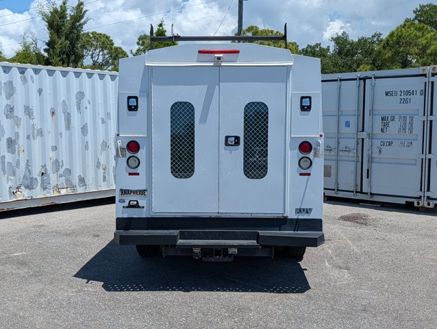 Used 2017 Ford E-350 - photo 9