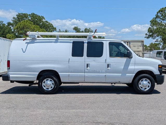 Used 2014 Ford E-250 - photo 1