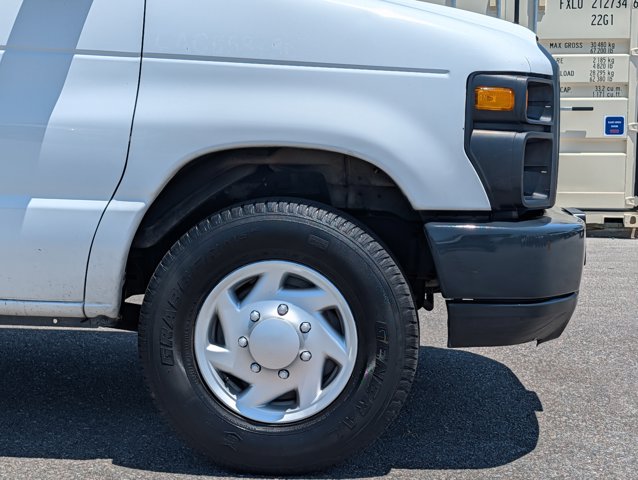 Used 2014 Ford E-250 - photo 13