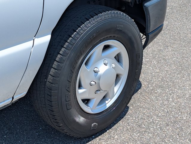 Used 2014 Ford E-250 - photo 14
