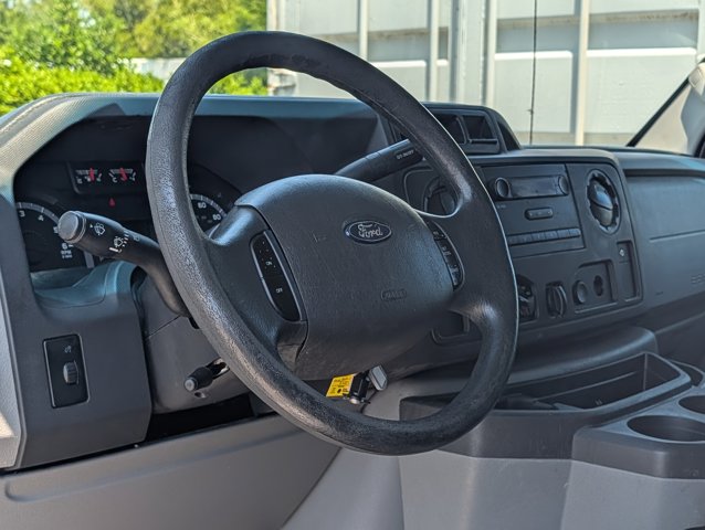 Used 2014 Ford E-250 - photo 21