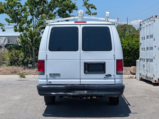 Used 2014 Ford E-250 - photo 7
