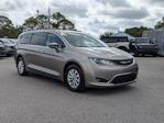 2017 Chrysler Pacifica FWD Minivan for sale #HR569209 - photo 3