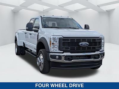 New 2026 Ford F-450 - photo 1