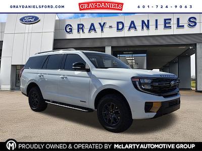 New 2025 Ford Expedition - photo 1