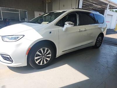 2021 Chrysler Pacifica FWD Minivan for sale #FTS2868A - photo 2