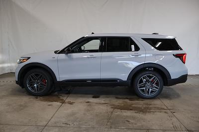 2027 Ford Explorer 4WD SUV for sale #FTV1032 - photo 2