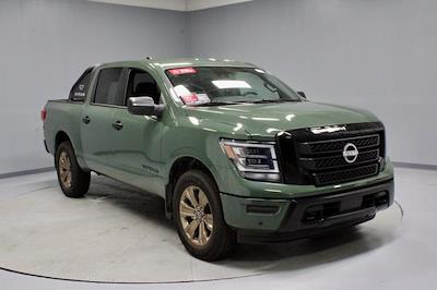 2024 Nissan Titan Crew Cab 4WD Pickup for sale #NTS1018A - photo 1
