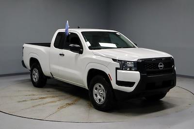 2025 Nissan Frontier King Cab 4WD Pickup for sale #NTT1032A - photo 1