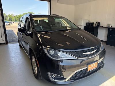 2020 Chrysler Pacifica FWD Minivan for sale #PRT53417 - photo 1