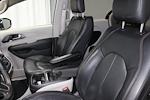 2020 Chrysler Pacifica FWD Minivan for sale #PRT53417 - photo 25