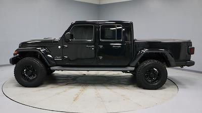 2021 Jeep Gladiator Crew Cab 4WD Pickup for sale #PRT55262A - photo 2