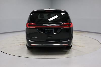 2025 Chrysler Pacifica FWD Minivan for sale #PRT55680 - photo 2