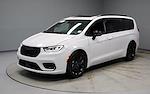2025 Chrysler Pacifica FWD Minivan for sale #PRT55740 - photo 3