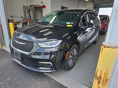 2023 Chrysler Pacifica FWD Minivan for sale #PRT56250 - photo 2