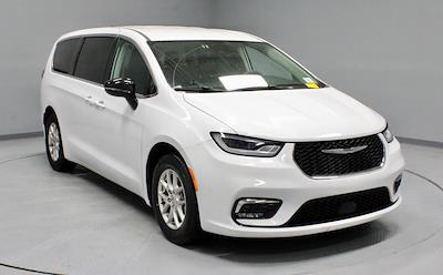 2024 Chrysler Pacifica FWD Minivan for sale #PRT56391 - photo 1