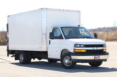 Used 2022 Chevrolet Express 3500 - photo 1