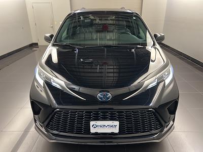 2022 Toyota Sienna FWD Minivan for sale #31446A - photo 2