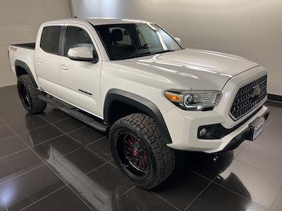 Used 2018 Toyota Tacoma - photo 1
