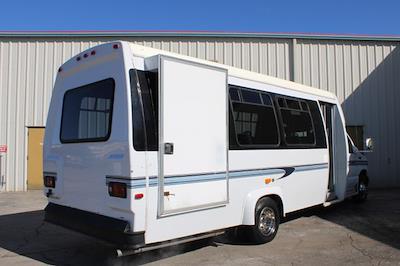 Used 2001 Ford E-450 Standard RWD Shuttle Bus for sale #32241542A - photo 2