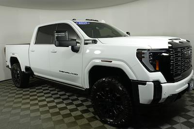 Used 2025 GMC Sierra 2500 Denali Ultimate Crew Cab for sale #3225T383B - photo 1