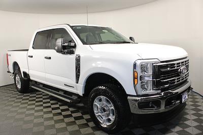 New 2026 Ford F-250 XLT Crew Cab 4WD Pickup for sale #32260036 - photo 1