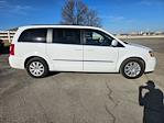 Used 2016 Chrysler Town and Country Touring Minivan for sale #32260233A - photo 5